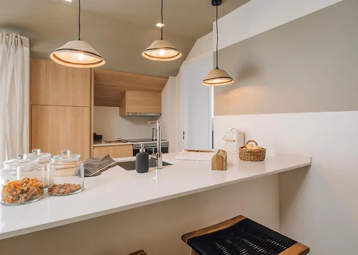 Procida - 1 Bedroom And Pool In Santo Antonio شقة Lisboa