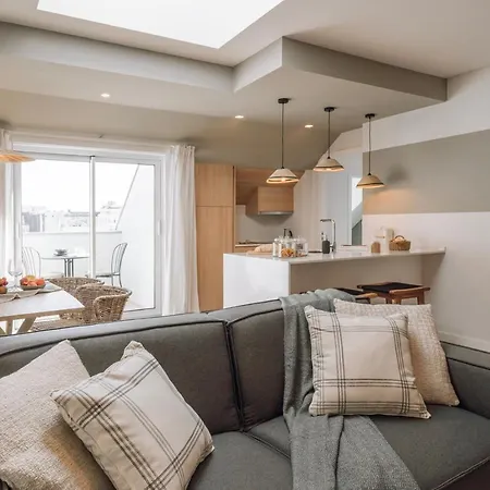 Procida - 1 Bedroom And Pool In Santo Antonio * Lisboa