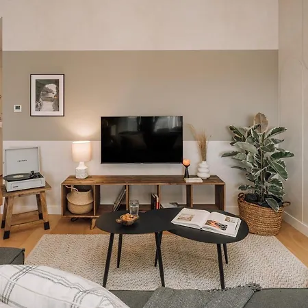 Procida - 1 Bedroom And Pool In Santo Antonio Apartmán
